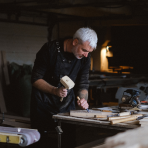 Wally the Woodworker begins a new carving